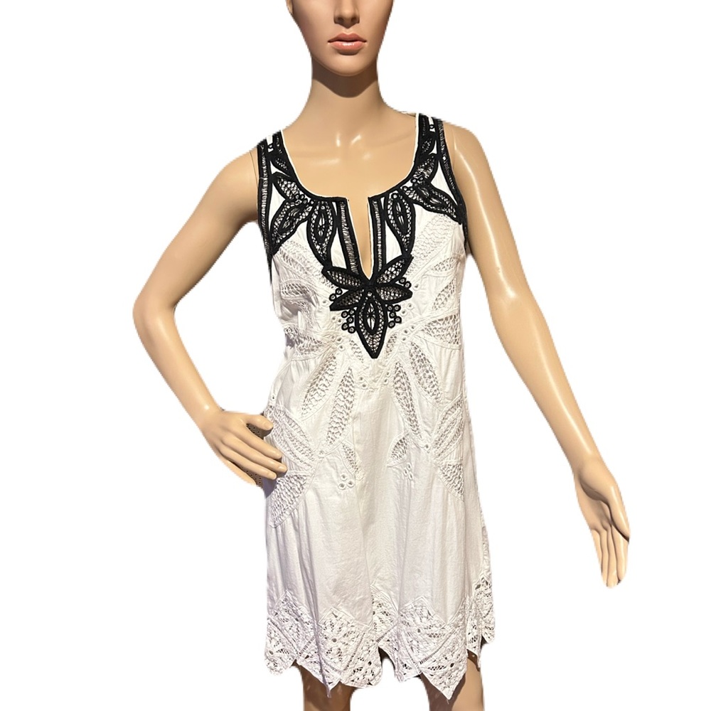 Calypso black and white dress